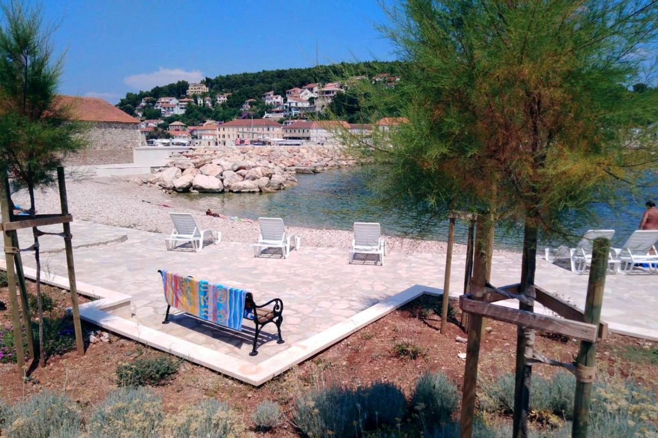 Holiday House With A Parking Space Svirce, Hvar - 17682 Vrbanj 외부 사진